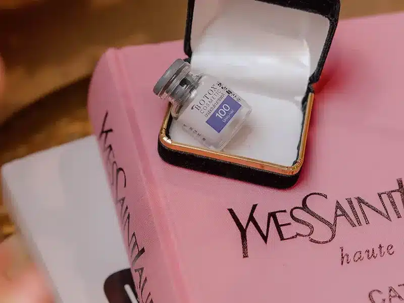 Serene, clean injection studio environment in Scottsdale